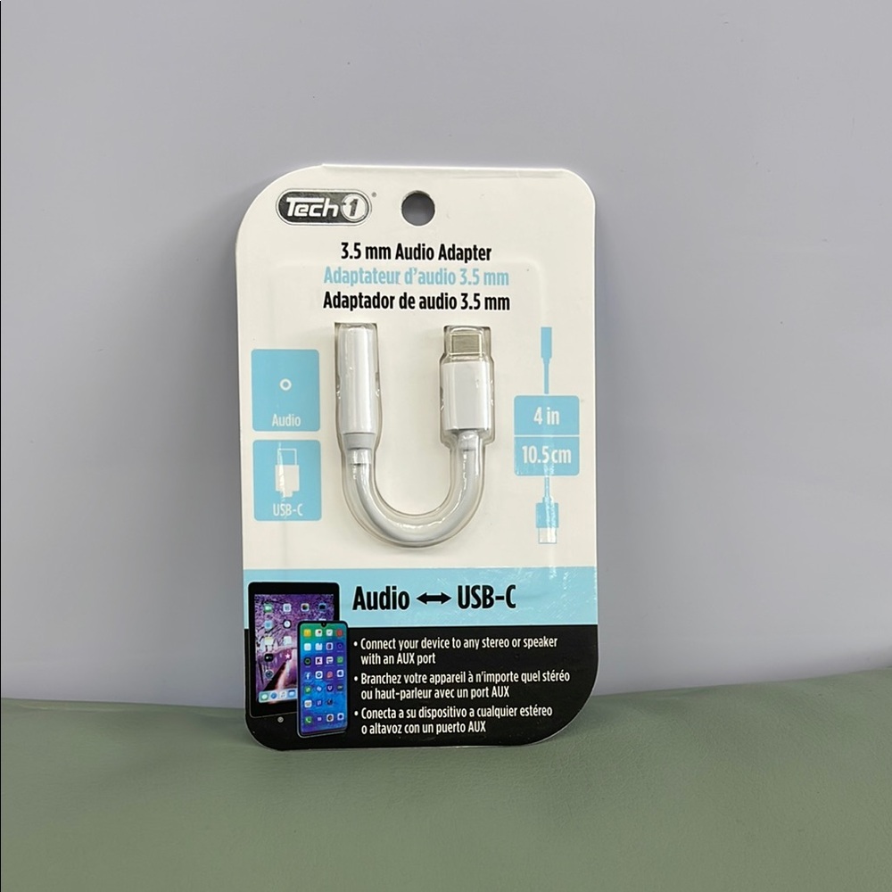 tech21 Silver Audio to USB-C Adapter